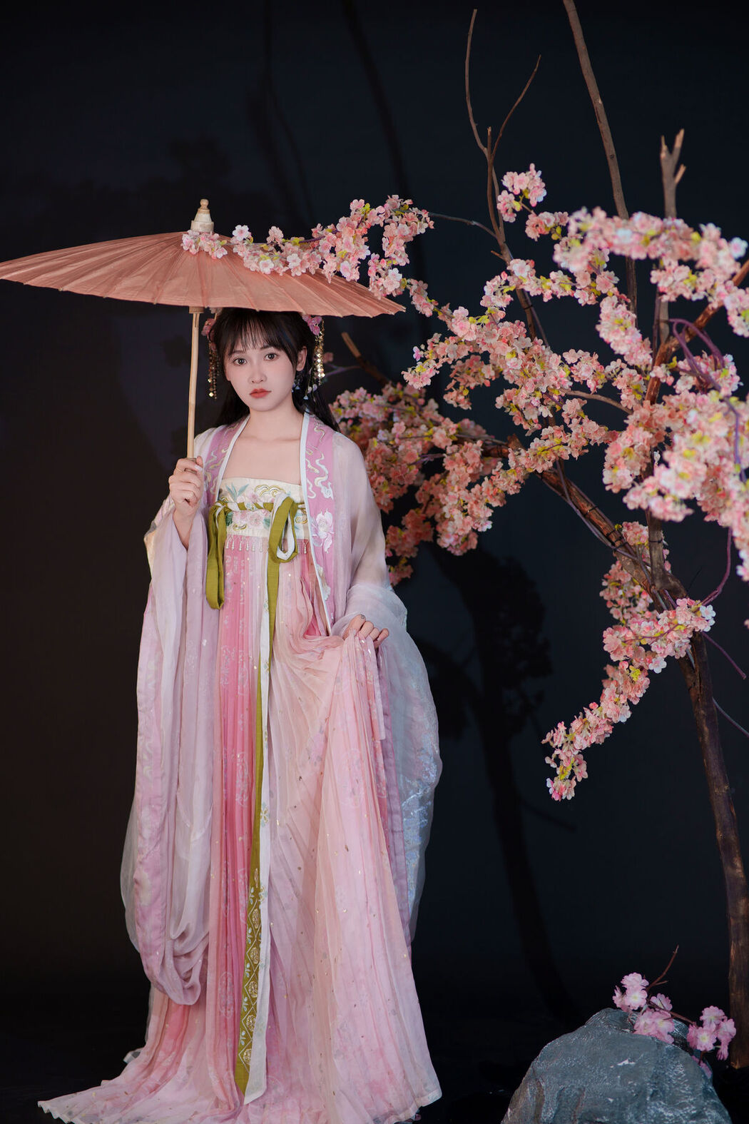 YiTuYu艺图语 Vol.7559 Xiao Xiao Yu