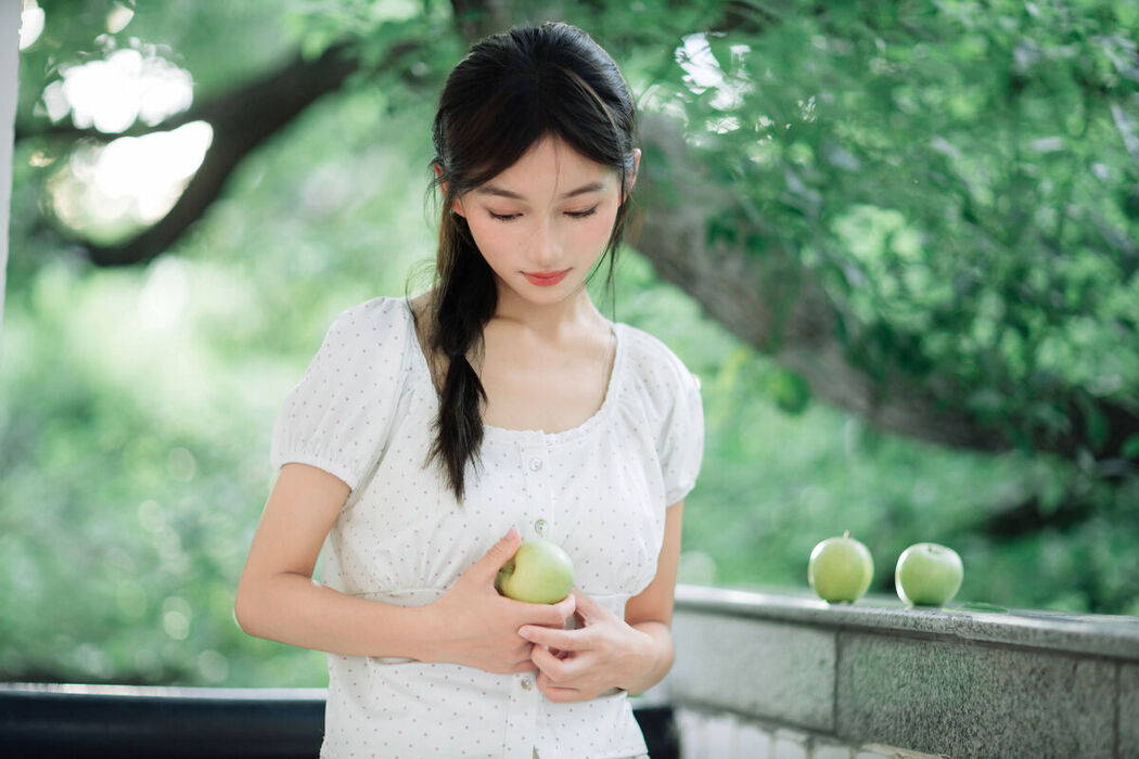 YiTuYu艺图语 Vol.7556 Yu Er
