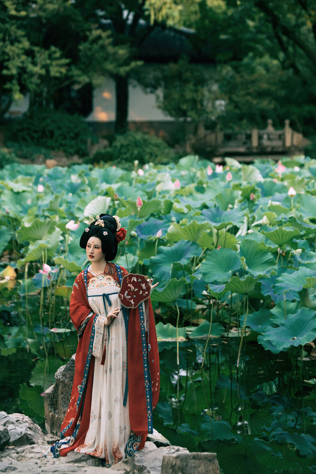YiTuYu艺图语 Vol.7612 Shi Shi Kiki