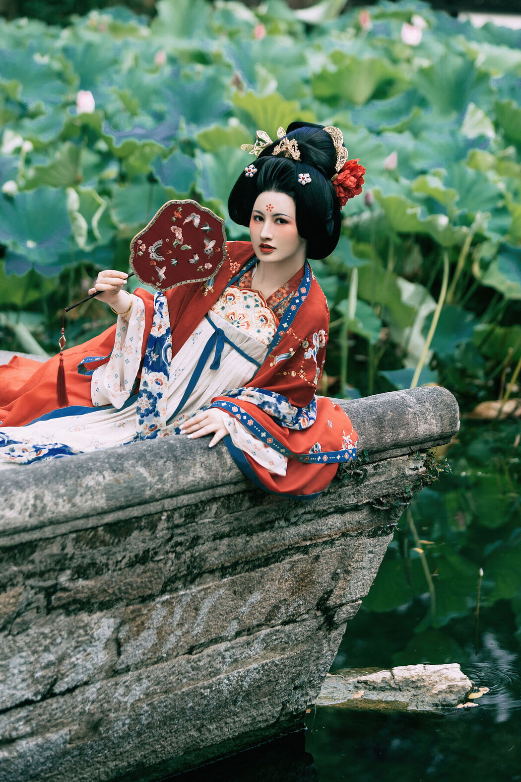 YiTuYu艺图语 Vol.7612 Shi Shi Kiki