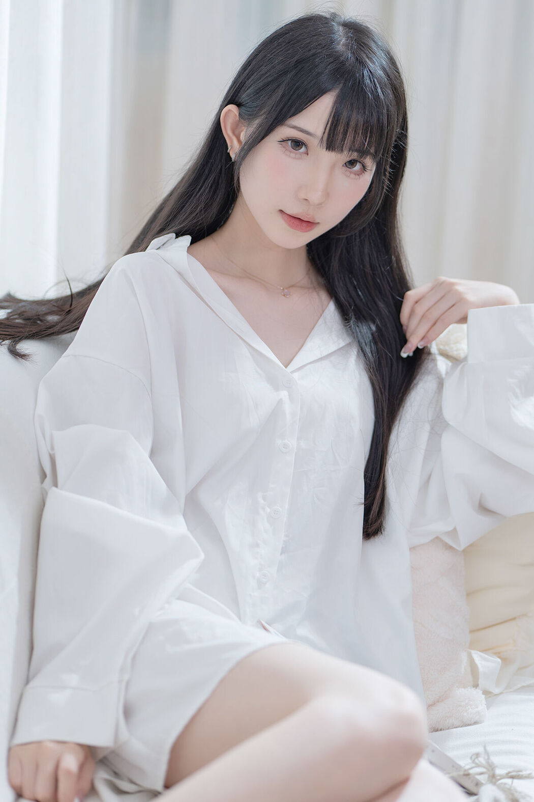 YiTuYu艺图语 Vol.7680 Ying Tao Zai Bu Zai Cover Photo
