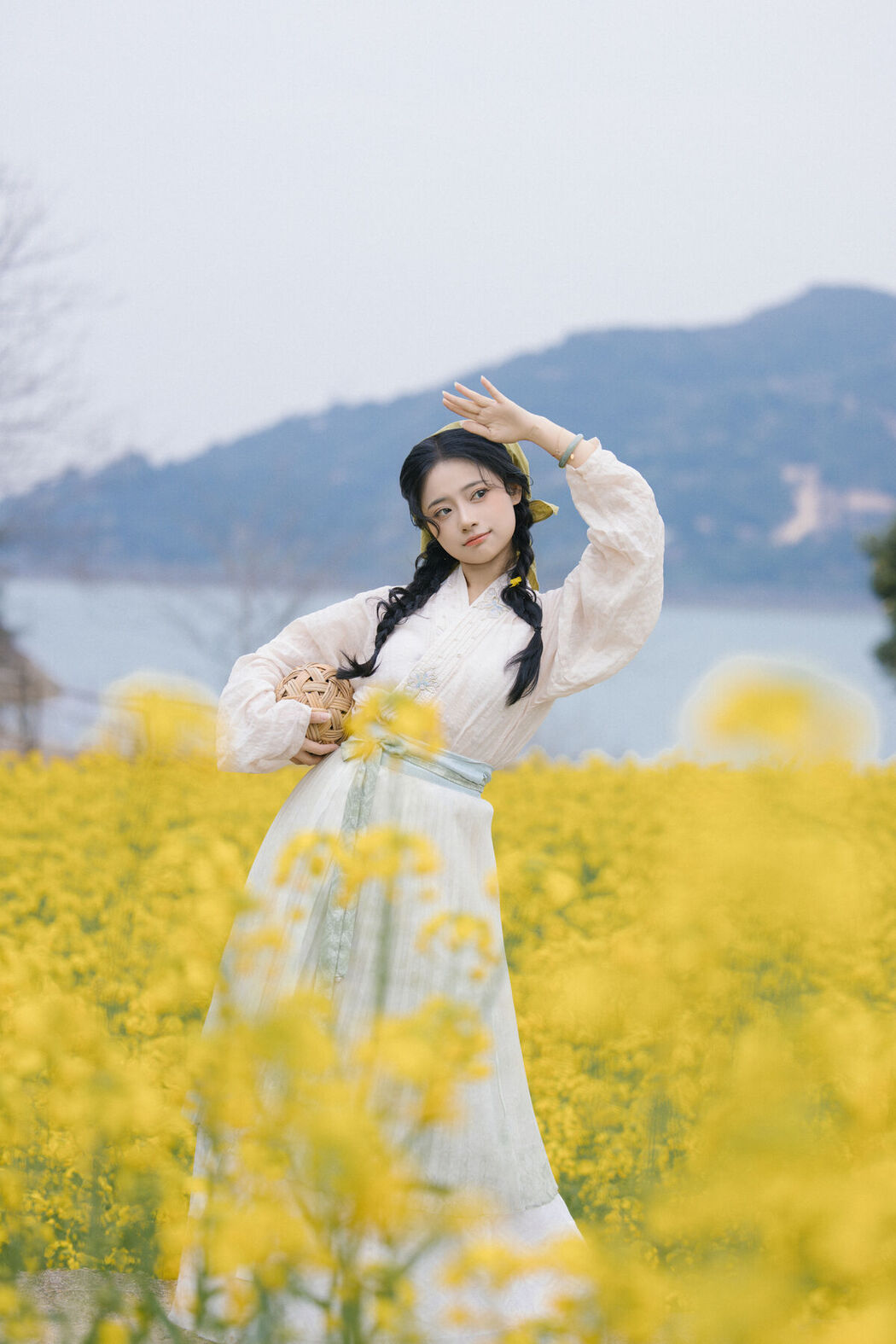 YiTuYu艺图语 Vol.7649 Xian Lu