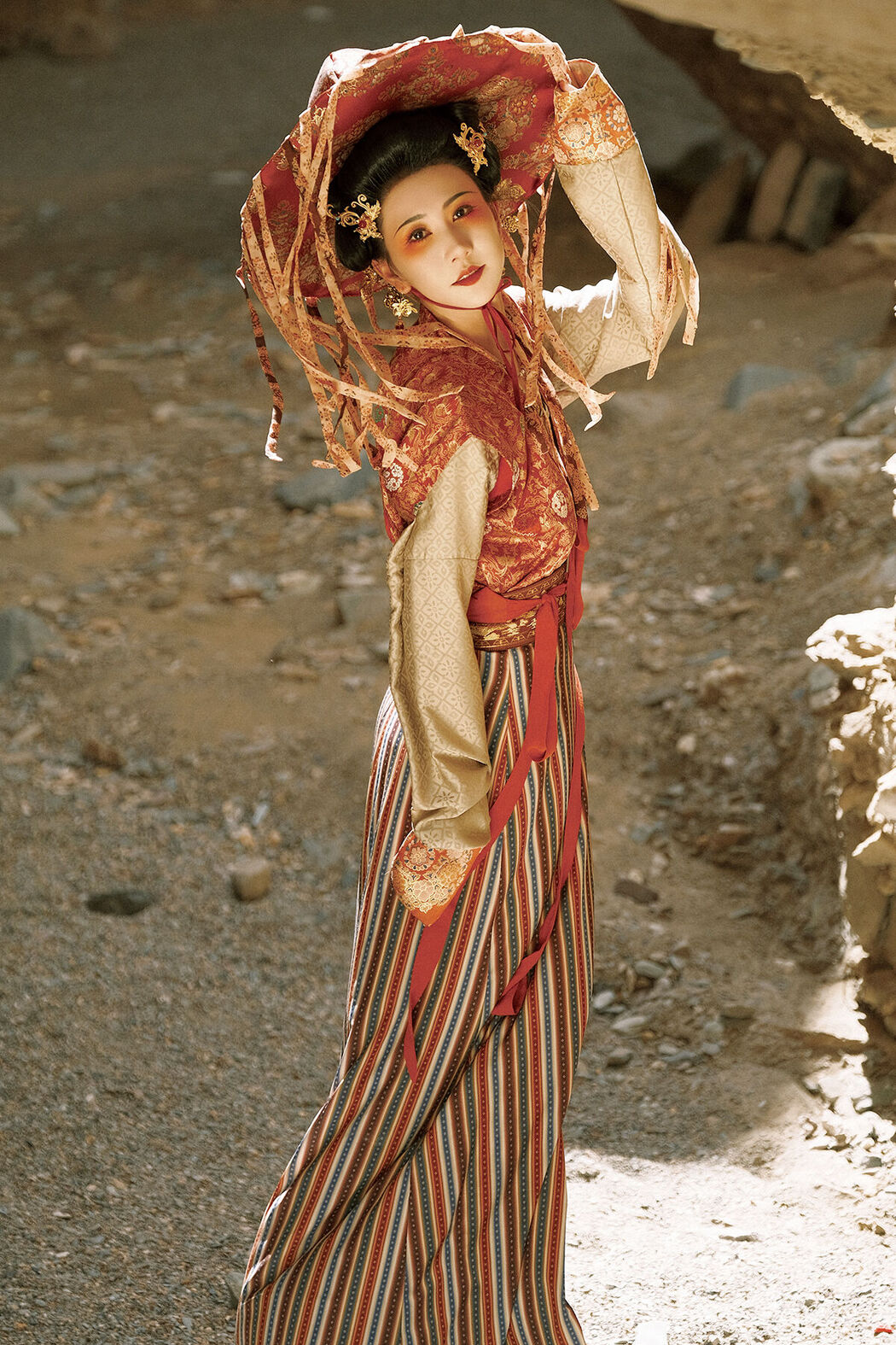 YiTuYu艺图语 Vol.7732 Xiao Bei Ke Qing Bu Yao Fang Qi Cover Photo