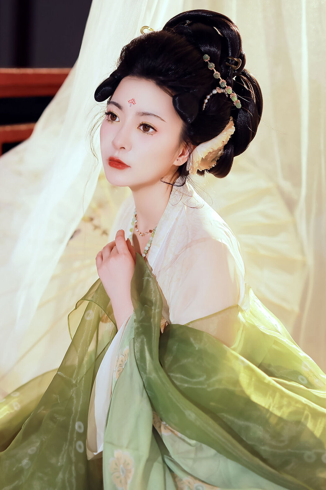 YiTuYu艺图语 Vol.7688 Mao Zi Zi Cover Photo