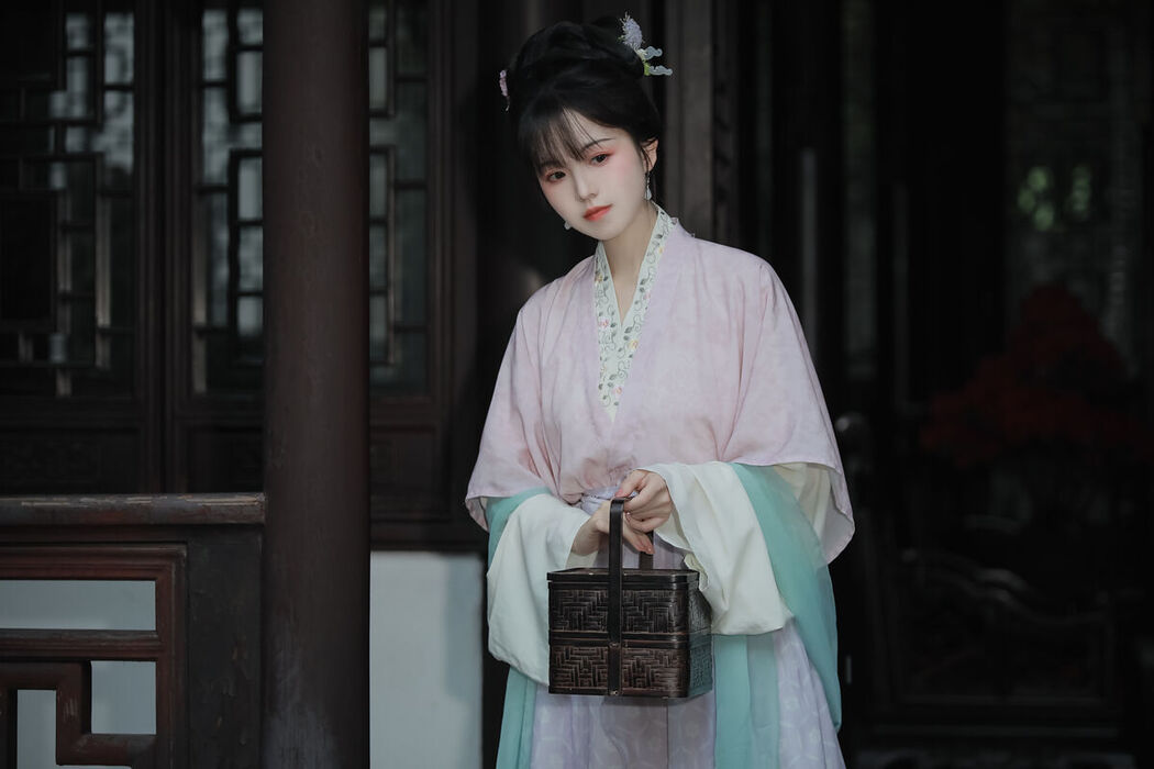 YiTuYu艺图语 Vol.7705 Li Zhi