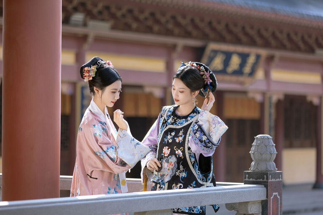 YiTuYu艺图语 Vol.7691 Zhi Zhi Qi