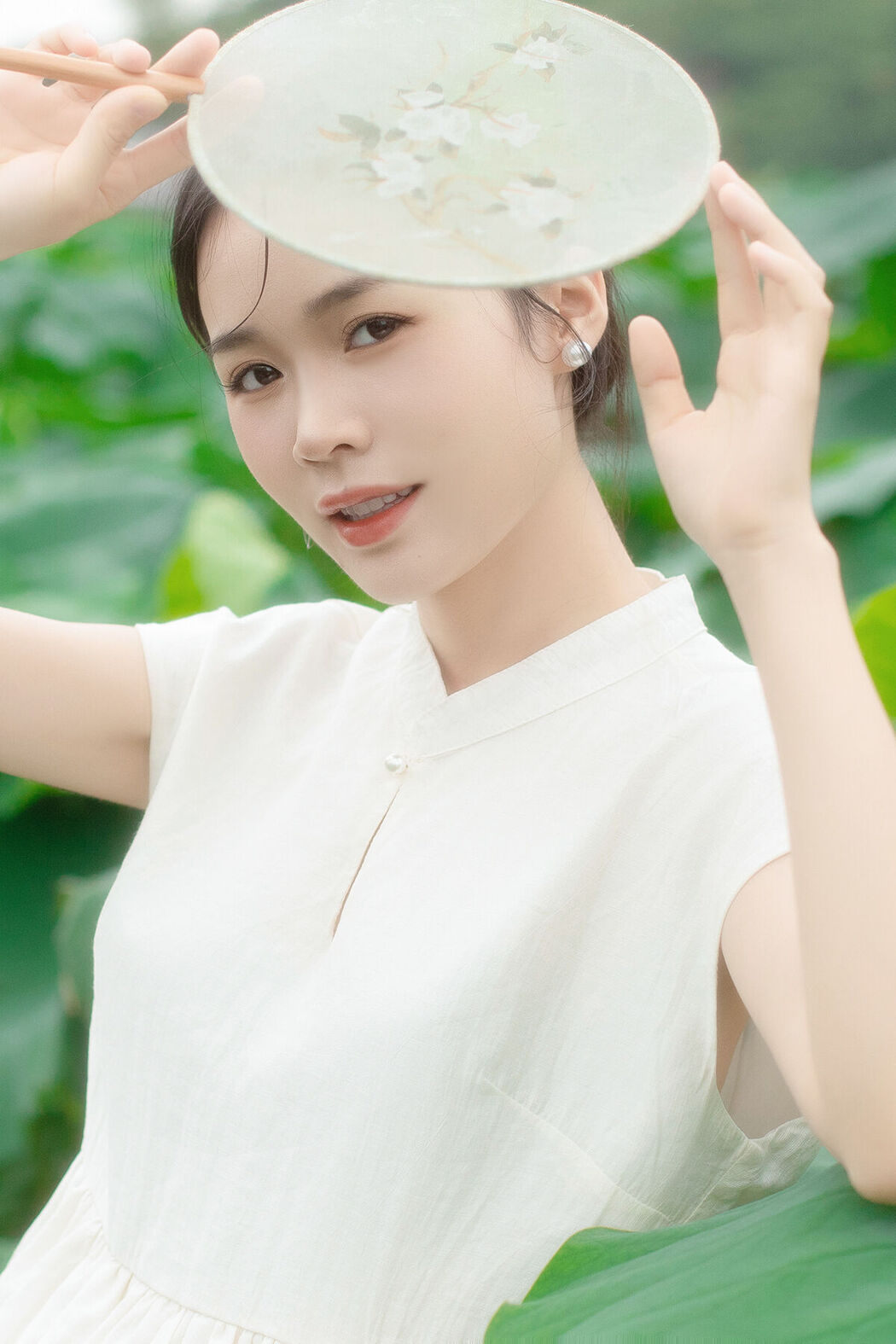 YiTuYu艺图语 Vol.7683 Yi Cover Photo