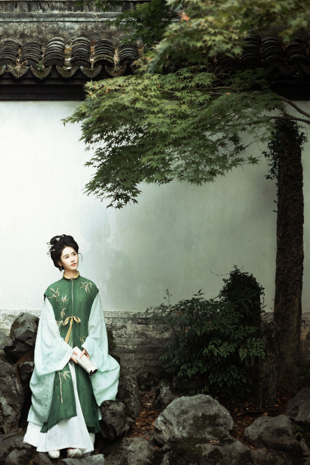 YiTuYu艺图语 Vol.7720 Ren Jian Yue-su Chen