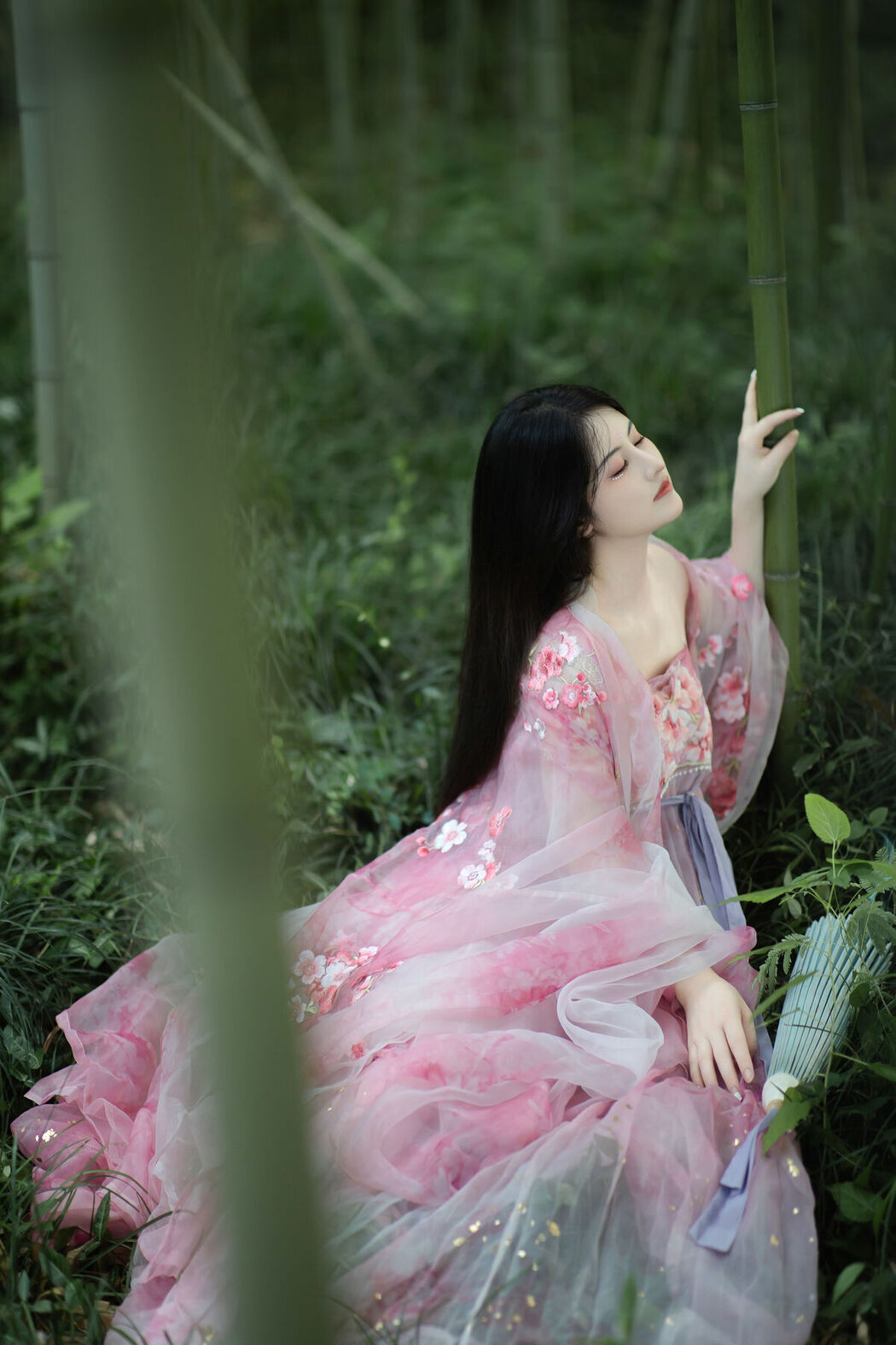 YiTuYu艺图语 Vol.7703 Shi Shi Kiki