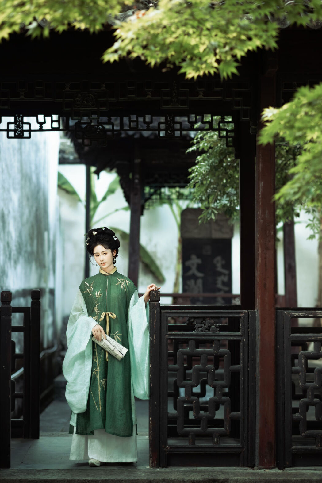 YiTuYu艺图语 Vol.7720 Ren Jian Yue-su Chen