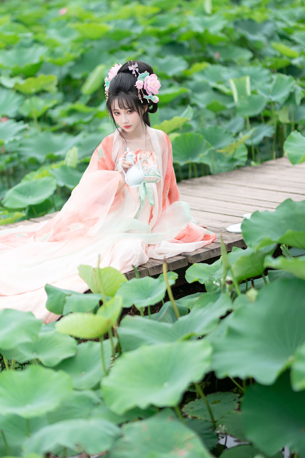 YiTuYu艺图语 Vol.7685 Qi Luo Sheng De Xiao Su Su
