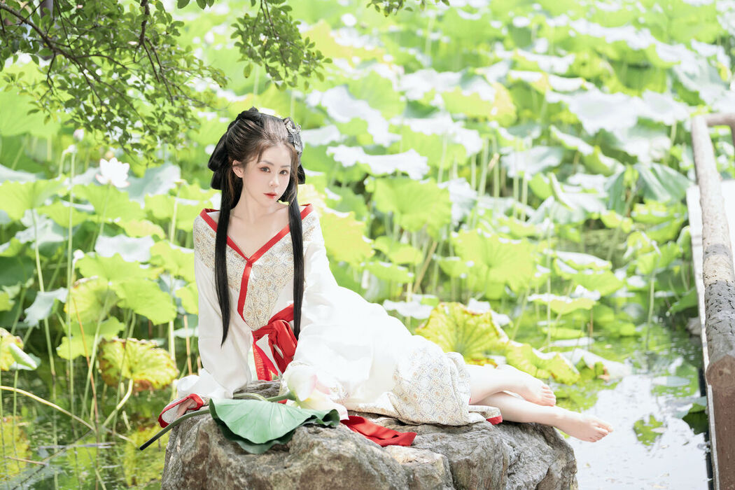 YiTuYu艺图语 Vol.7679 Pao Fu Xiao Fang