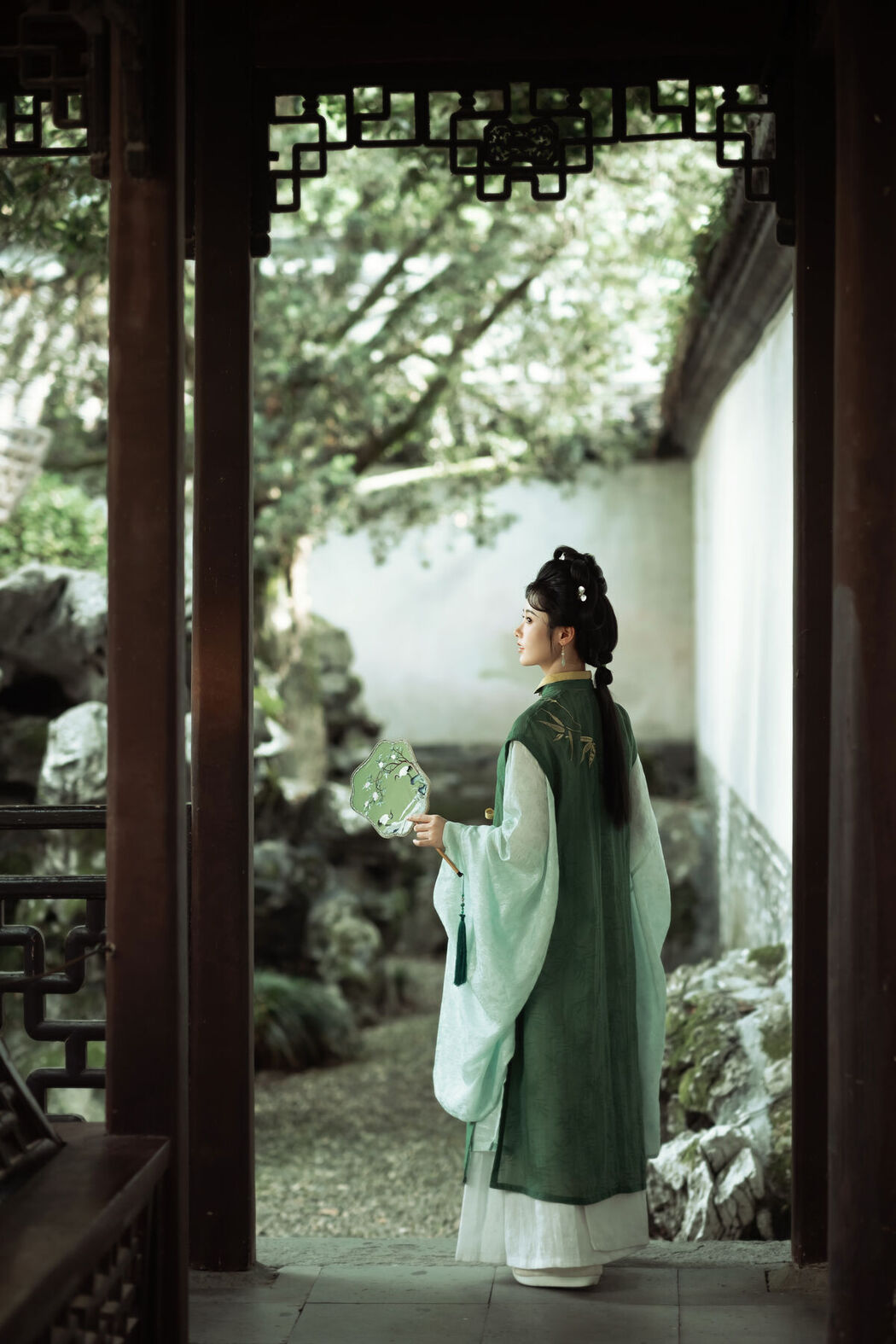 YiTuYu艺图语 Vol.7720 Ren Jian Yue-su Chen
