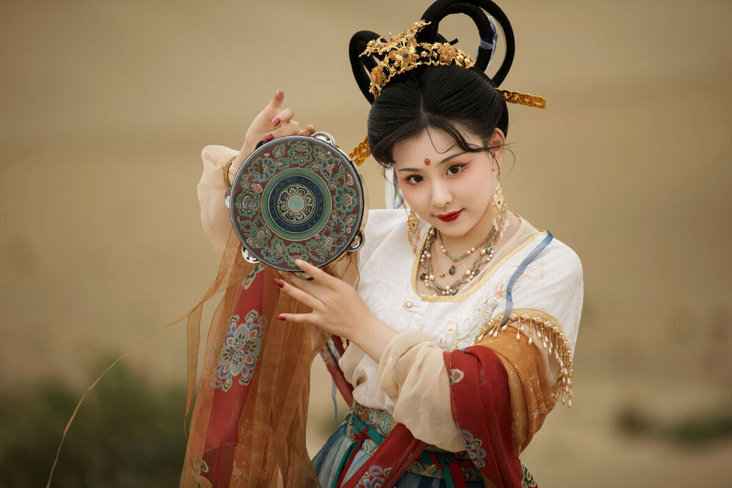 YiTuYu艺图语 Vol.7631 Sun Wan Qian Shi Xiao Cang Shu