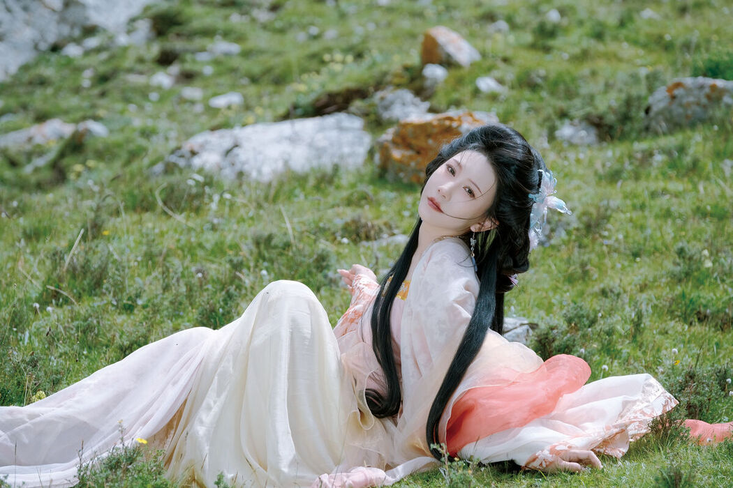 YiTuYu艺图语 Vol.7716 Xiao Bei Ke Qing Bu Yao Fang Qi