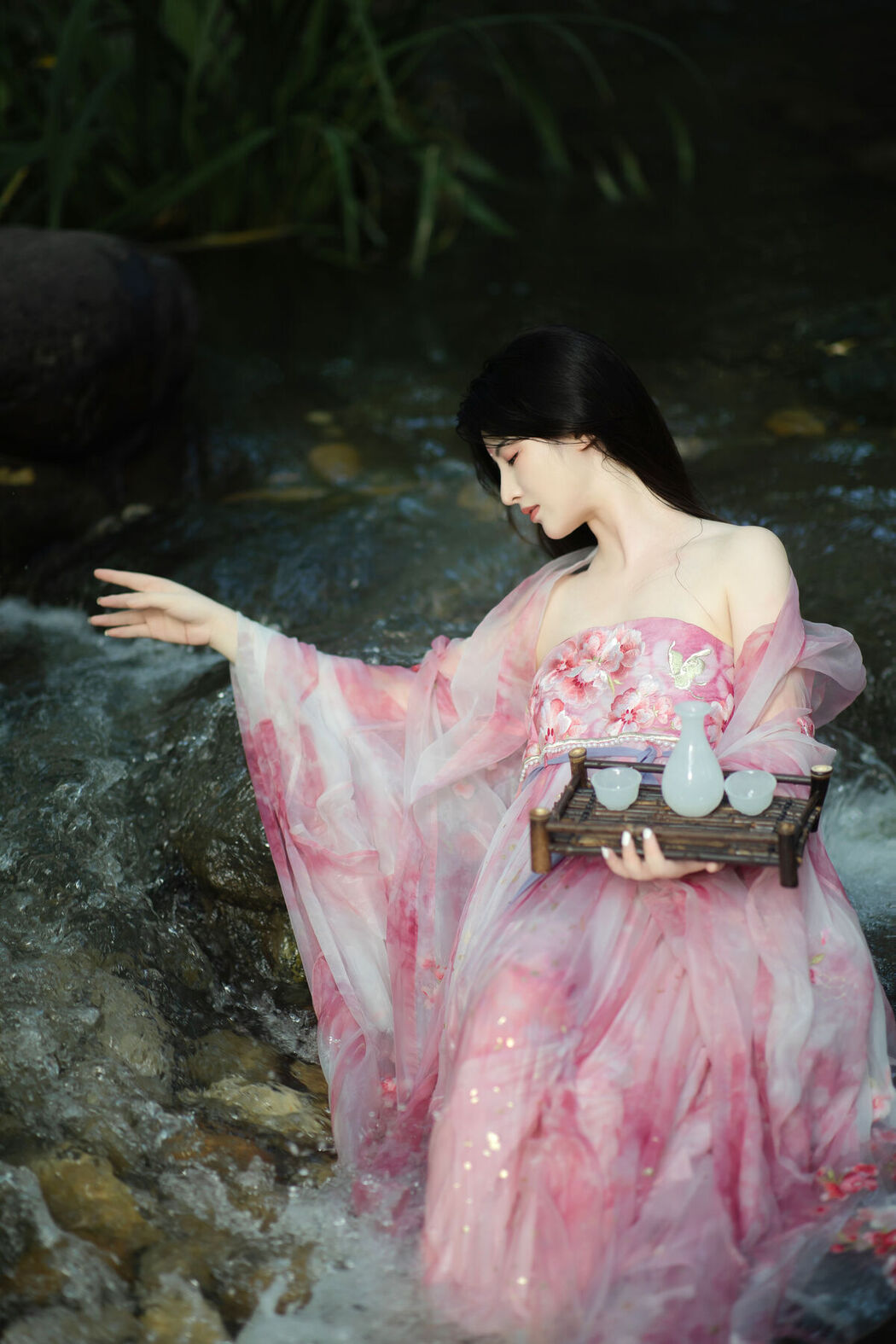 YiTuYu艺图语 Vol.7703 Shi Shi Kiki