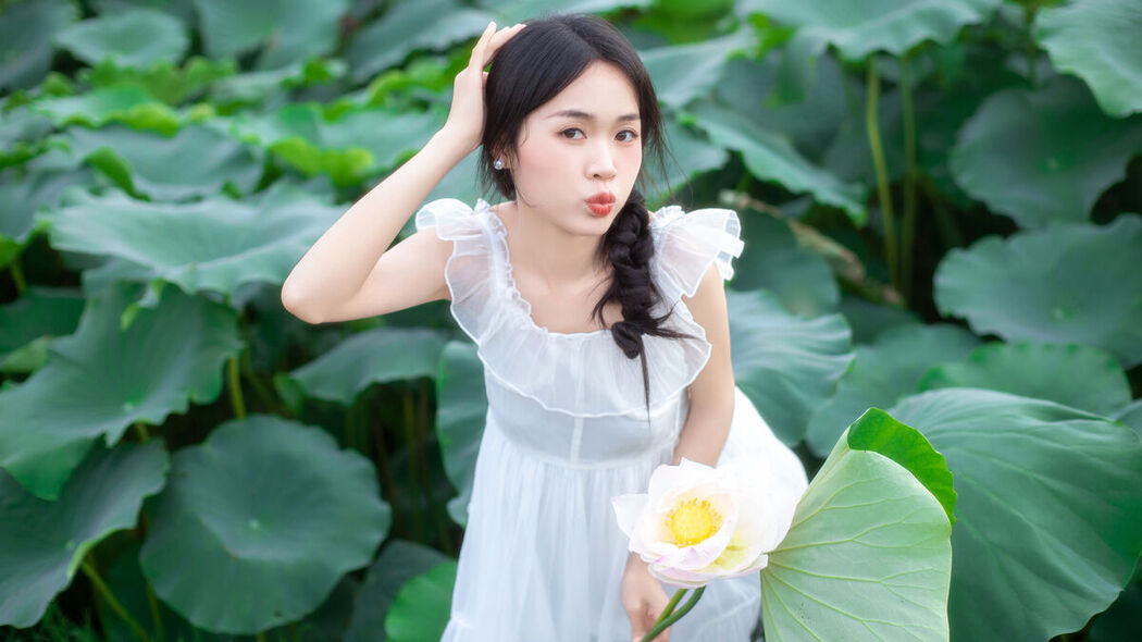 YiTuYu艺图语 Vol.7677 Yi