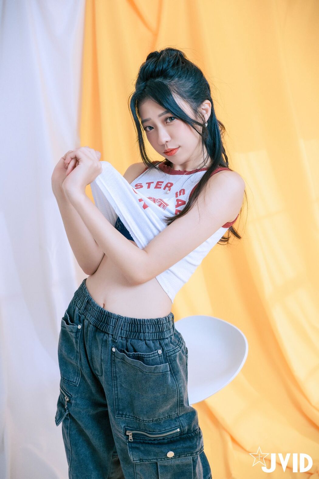 JVID Yan Yan 妍妍 Angel &#8211; 網拍模特兒の淺規則－妍妍 遭射淫師脅迫脫衣強拍裸照 配合度太高反而引起射淫師邪念 Part03 (61P)
