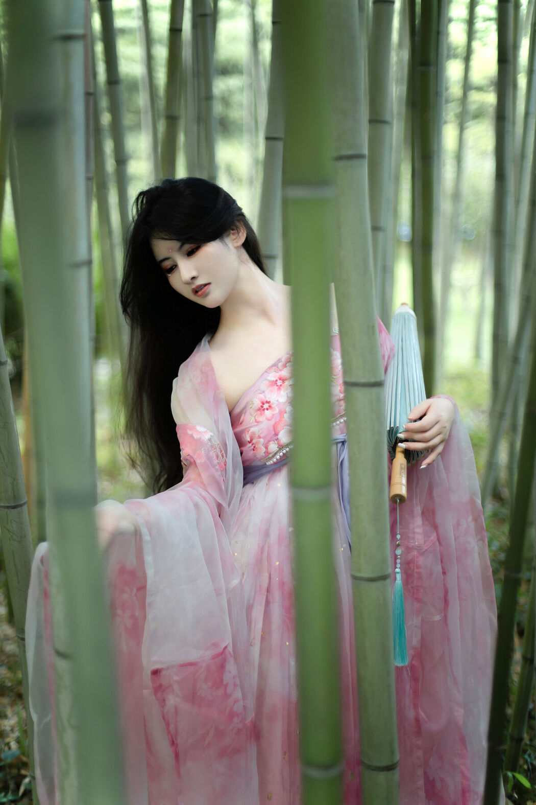 YiTuYu艺图语 Vol.7703 Shi Shi Kiki