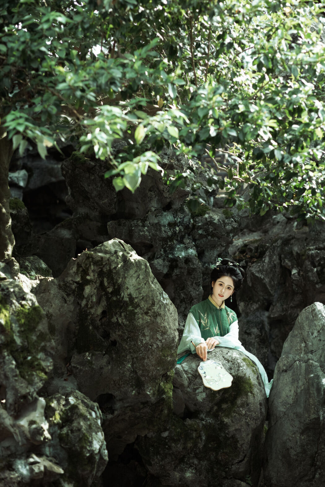 YiTuYu艺图语 Vol.7720 Ren Jian Yue-su Chen