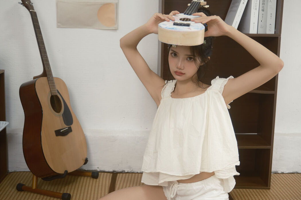 YiTuYu艺图语 Vol.7707 Duo Mi