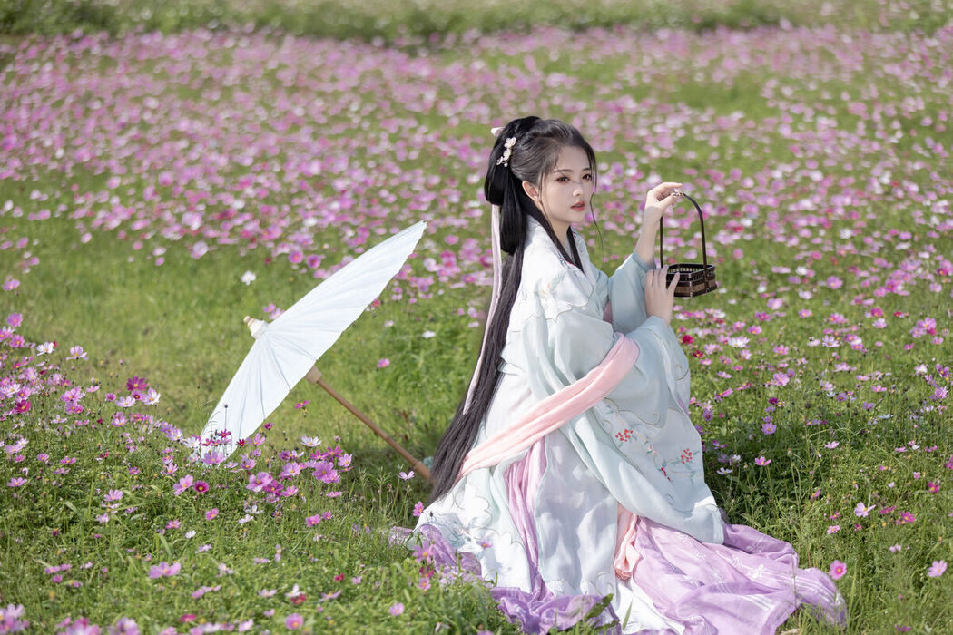 YiTuYu艺图语 Vol.7695 Lei Lei