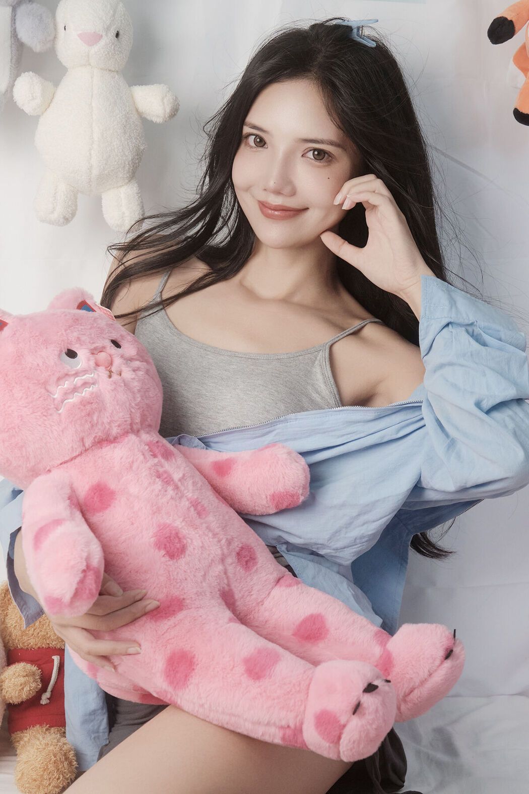 YiTuYu艺图语 Vol.7686 Duo Mi Cover Photo