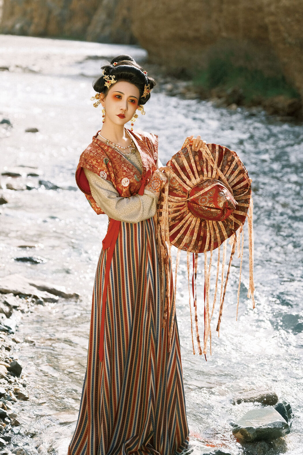 YiTuYu艺图语 Vol.7732 Xiao Bei Ke Qing Bu Yao Fang Qi