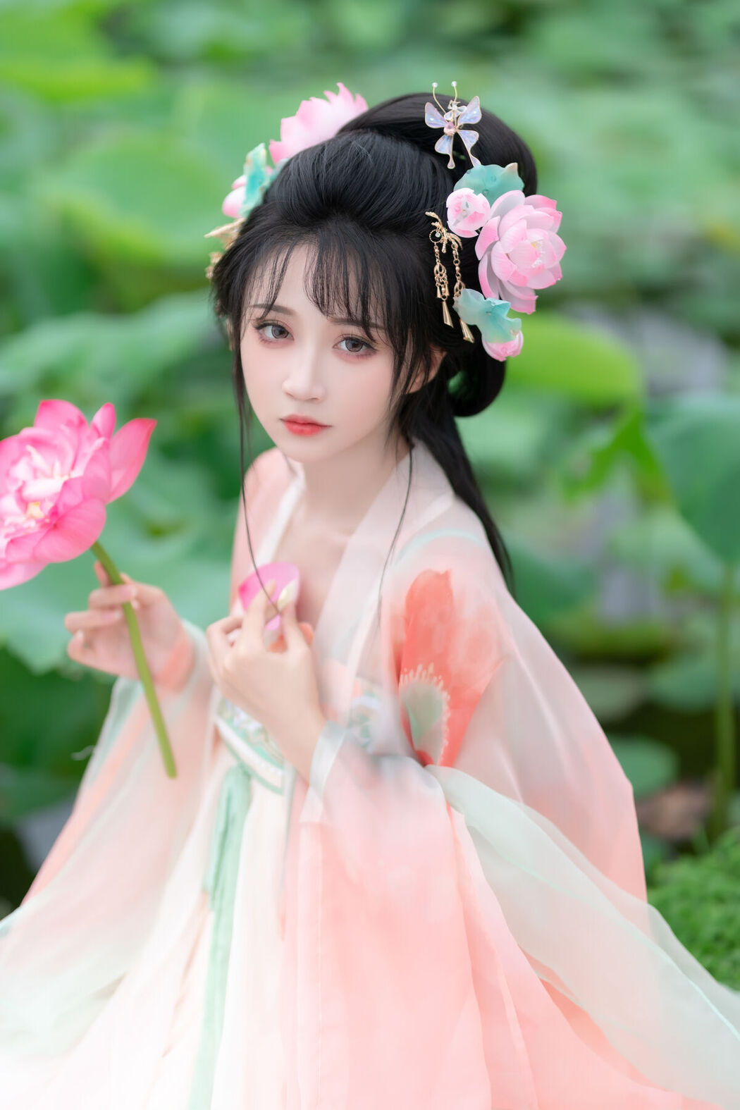 YiTuYu艺图语 Vol.7685 Qi Luo Sheng De Xiao Su Su