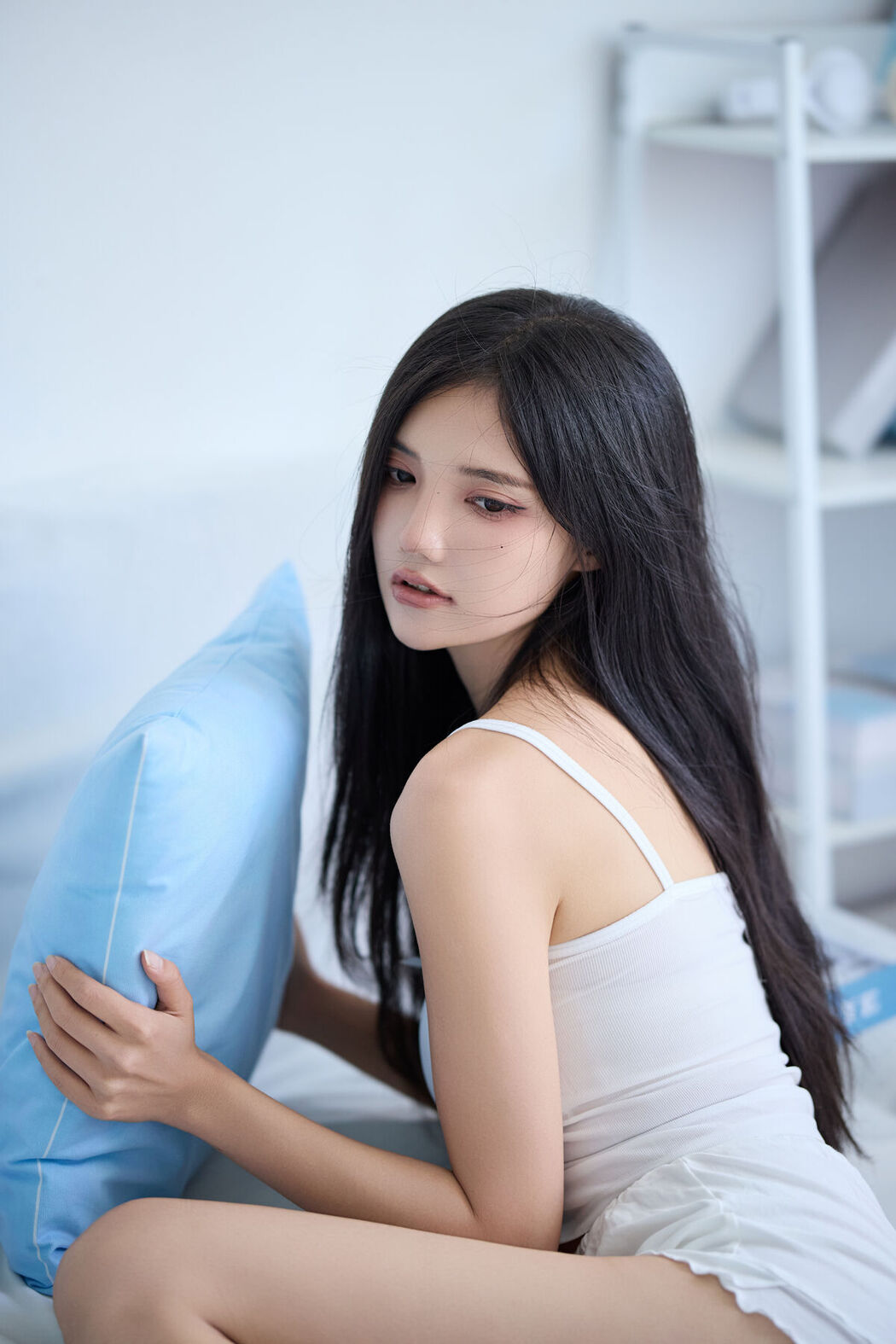 YiTuYu艺图语 Vol.7643 Duo Mi