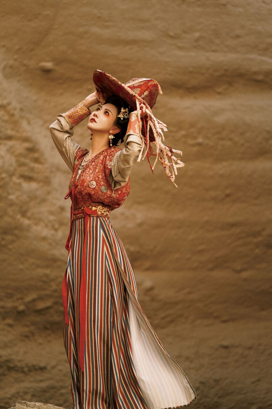 YiTuYu艺图语 Vol.7732 Xiao Bei Ke Qing Bu Yao Fang Qi