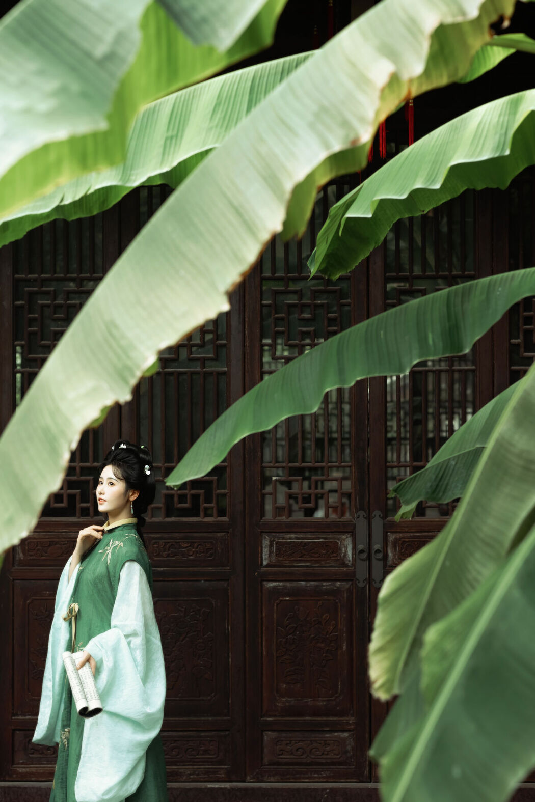 YiTuYu艺图语 Vol.7720 Ren Jian Yue-su Chen