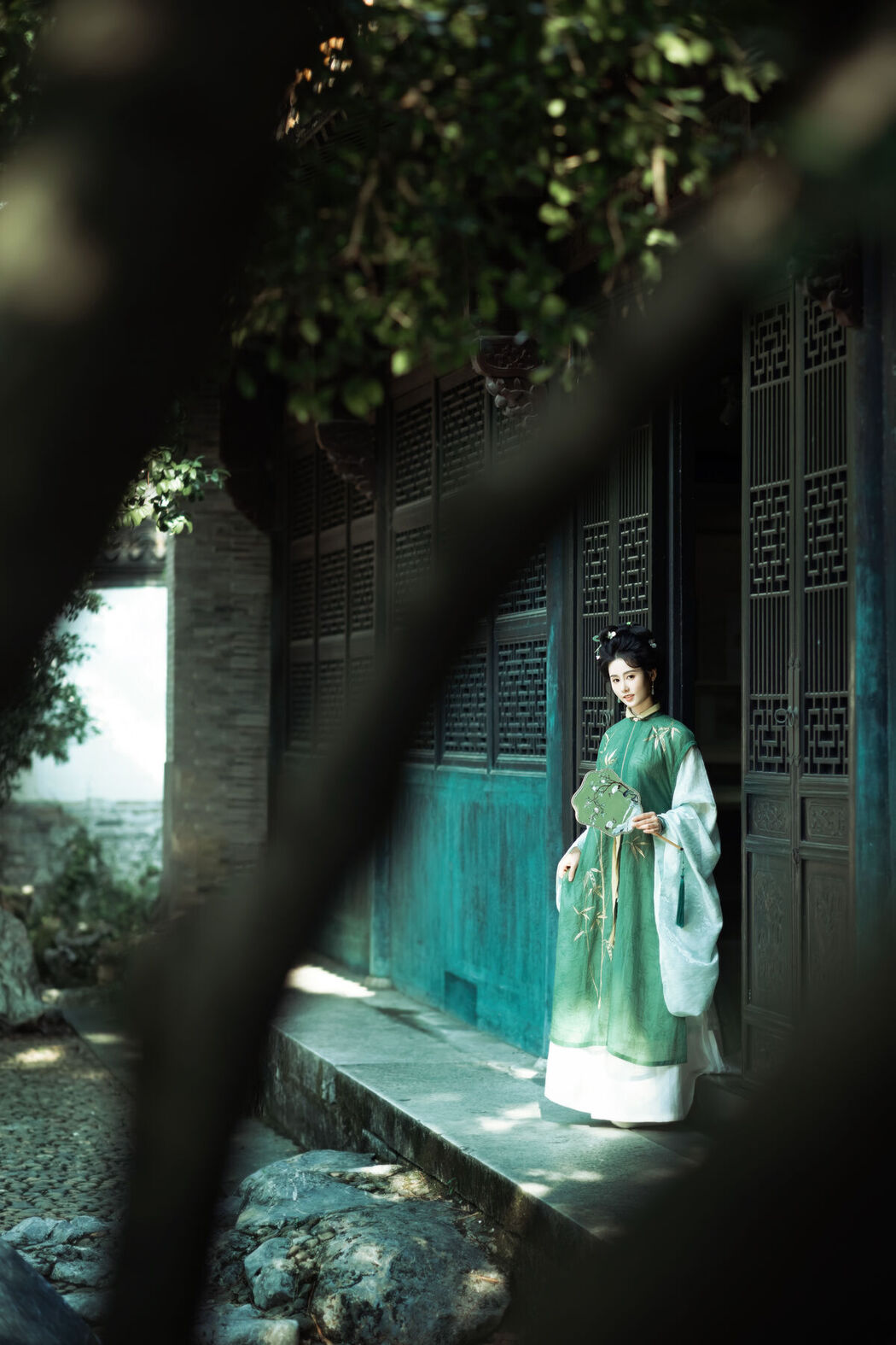 YiTuYu艺图语 Vol.7720 Ren Jian Yue-su Chen