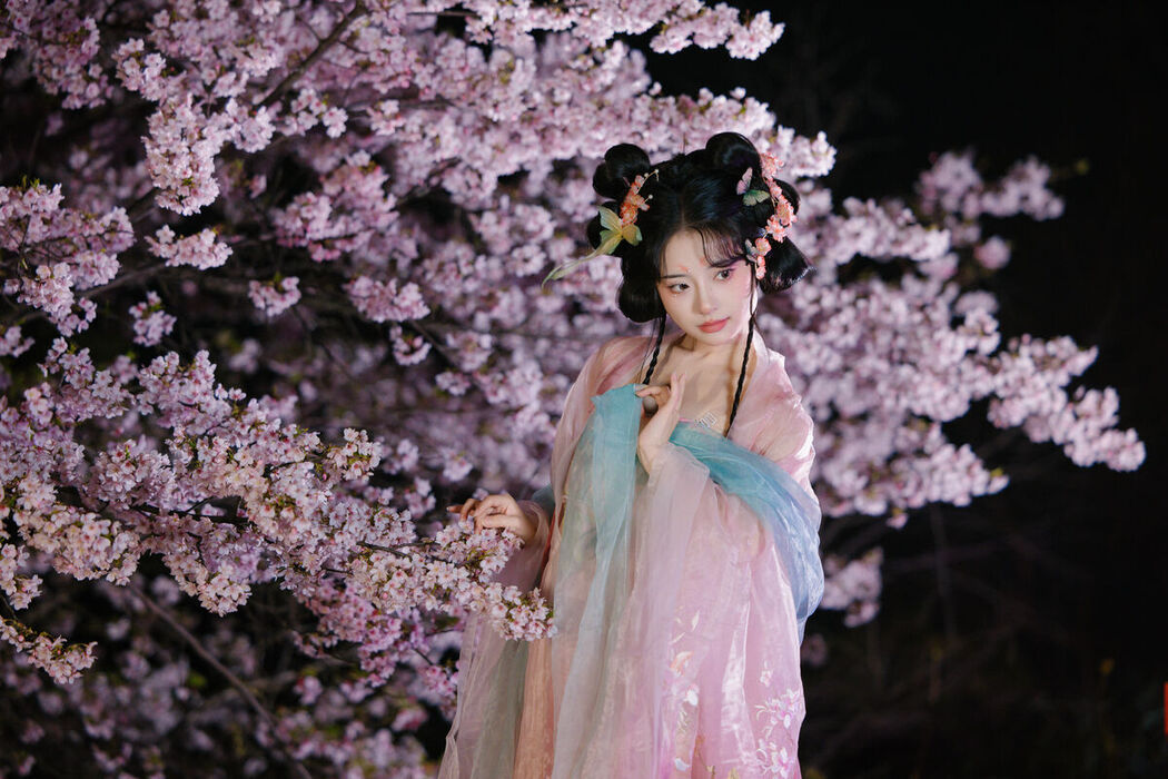 YiTuYu艺图语 Vol.7659 Xian Lu