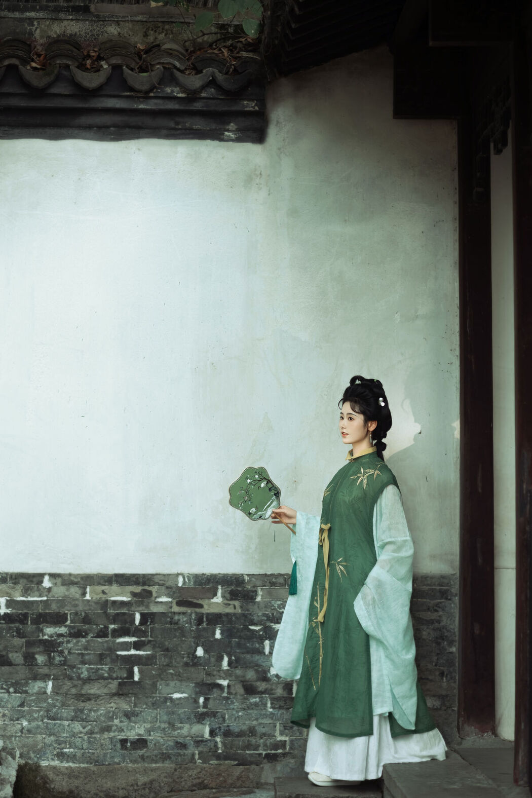 YiTuYu艺图语 Vol.7720 Ren Jian Yue-su Chen