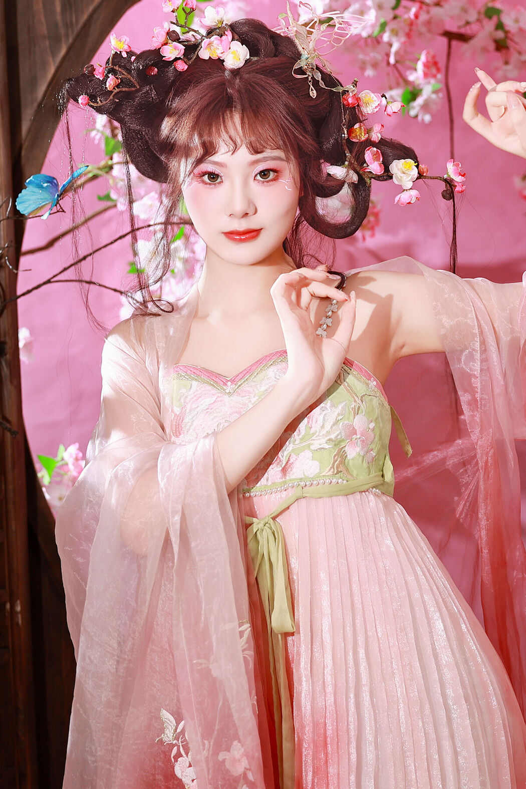 YiTuYu艺图语 Vol.7672 Shen Kawa Cover Photo