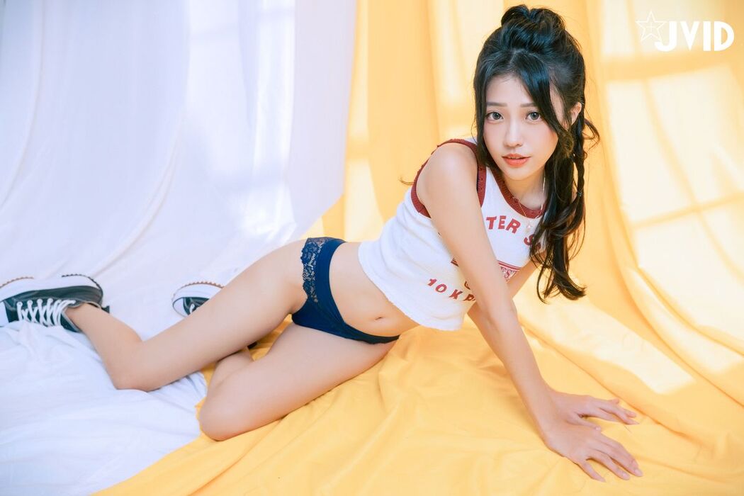 JVID Yan Yan 妍妍 Angel &#8211; 網拍模特兒の淺規則－妍妍 遭射淫師脅迫脫衣強拍裸照 配合度太高反而引起射淫師邪念 Part03 (61P)