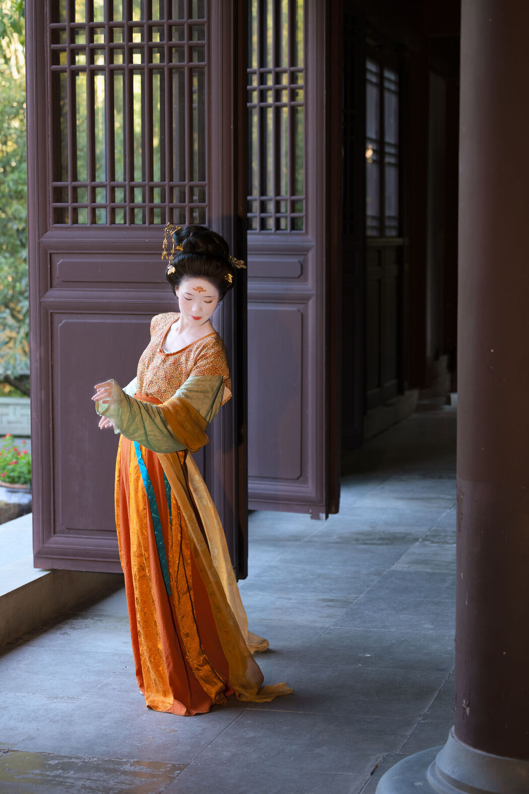 YiTuYu艺图语 Vol.7700 Yu Qing