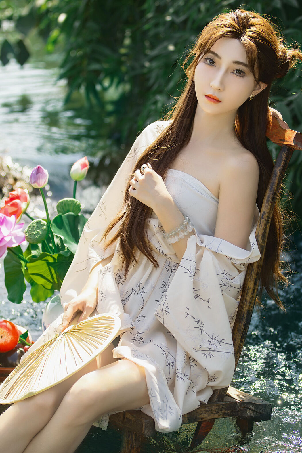 YiTuYu艺图语 Vol.7667 Leng Leng Cover Photo