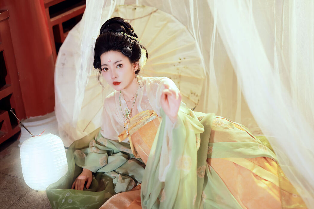 YiTuYu艺图语 Vol.7688 Mao Zi Zi