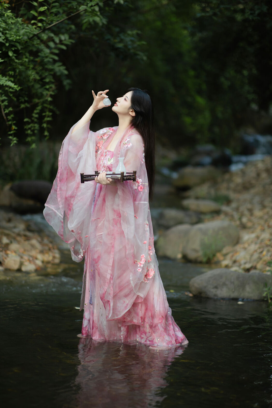 YiTuYu艺图语 Vol.7703 Shi Shi Kiki