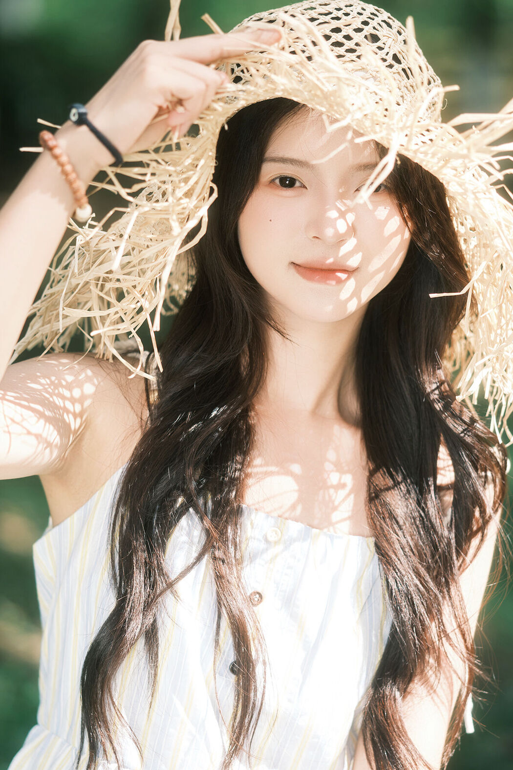 YiTuYu艺图语 Vol.7693 Rosy Cover Photo