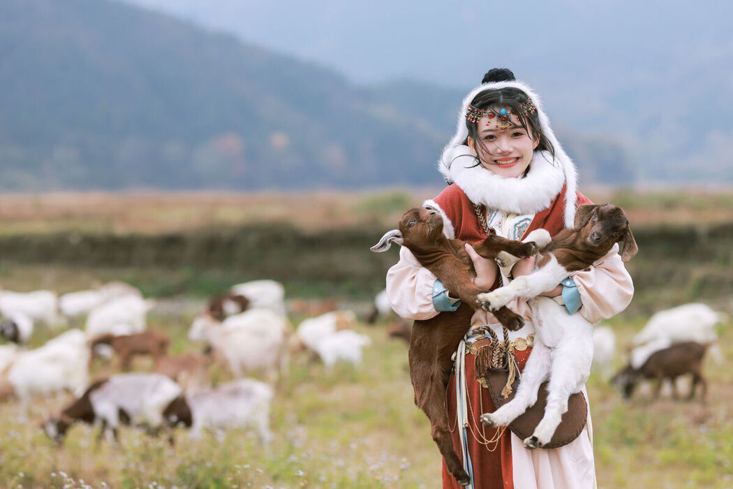 YiTuYu艺图语 Vol.7767 Hui Er Er Ya