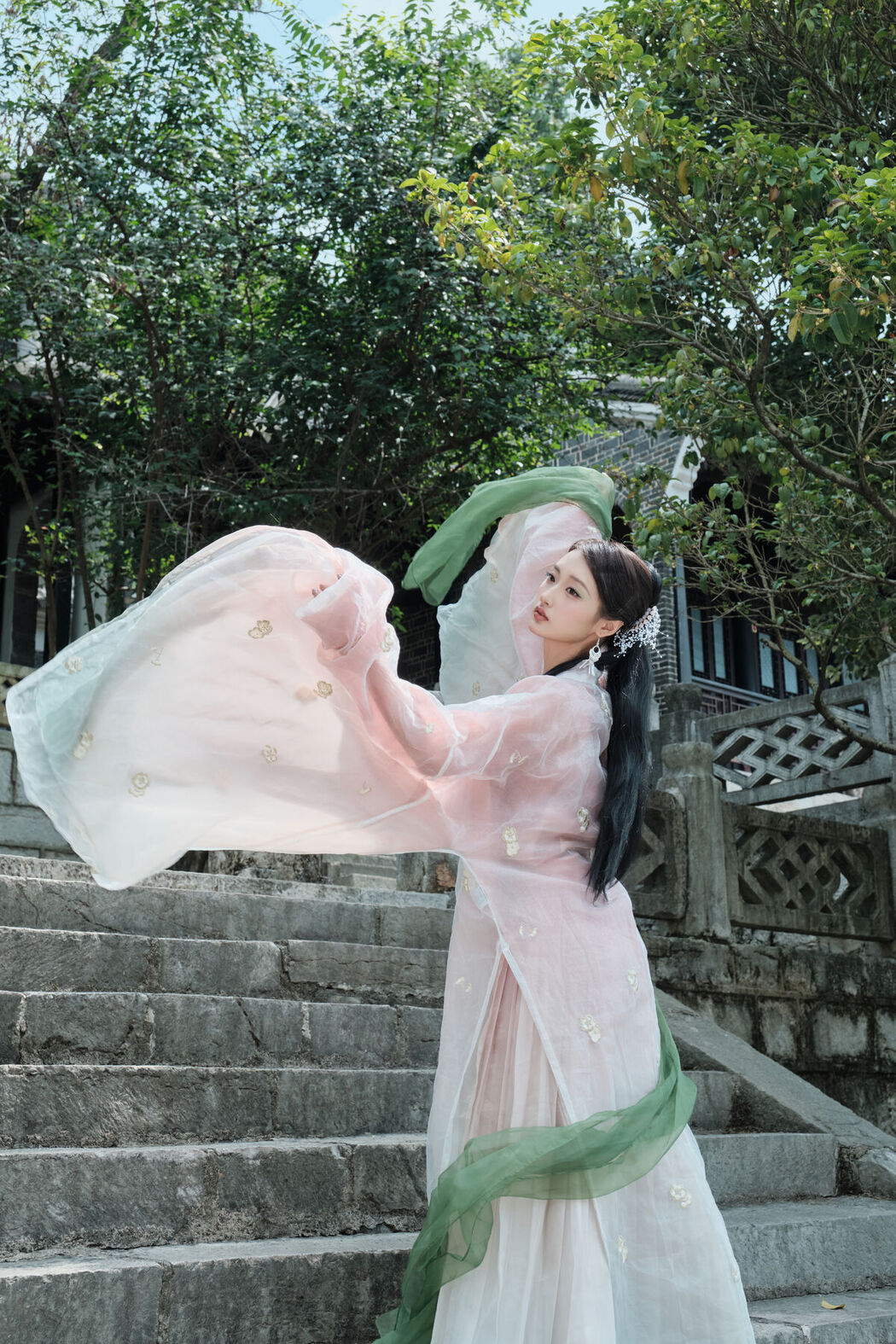 YiTuYu艺图语 Vol.7825 Chen Nian Xiao Jiu