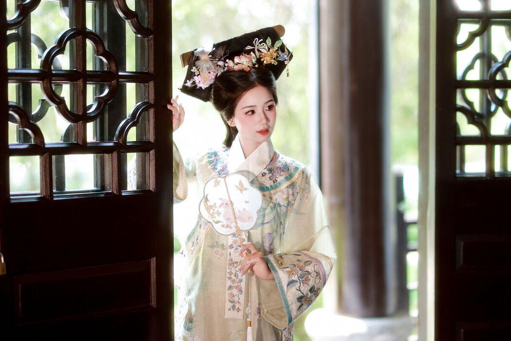 YiTuYu艺图语 Vol.7816 Xiao Du Tong Xue