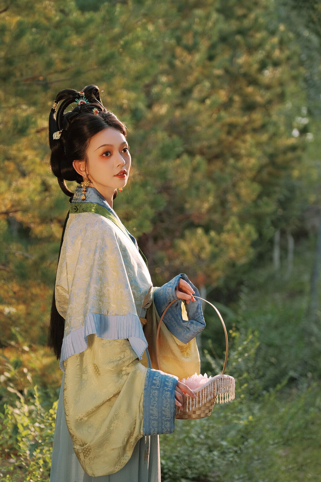 YiTuYu艺图语 Vol.7768 Qiu Qiu