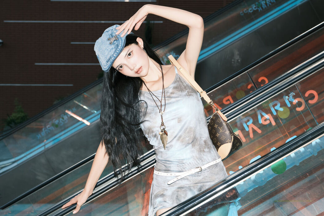 YiTuYu艺图语 Vol.7749 Duo Mi Domy