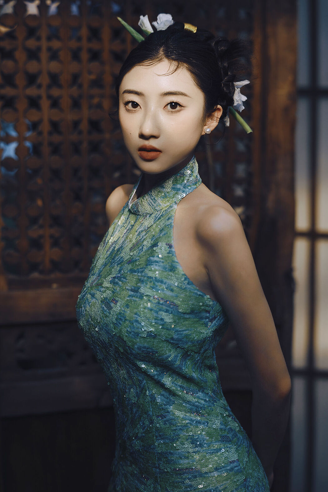 YiTuYu艺图语 Vol.7831 Yue Yue Cover Photo
