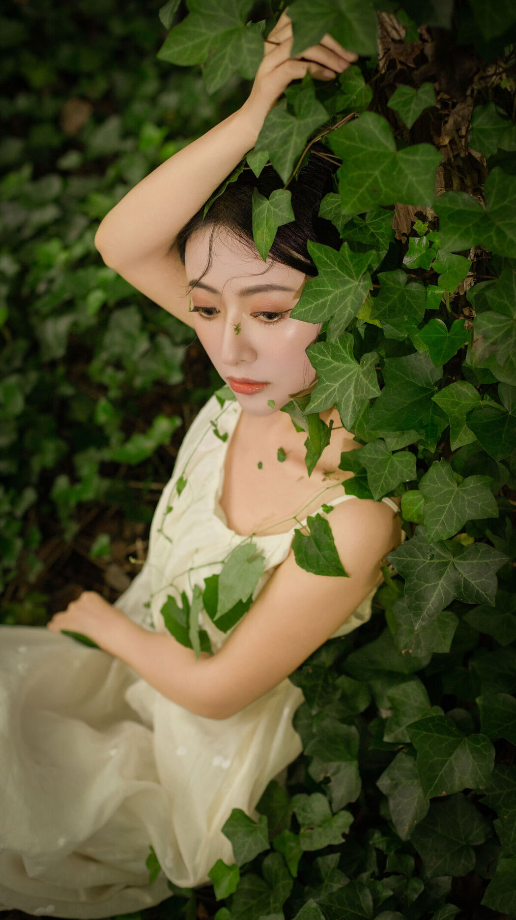 YiTuYu艺图语 Vol.7748 Shi Ang Yang Ya