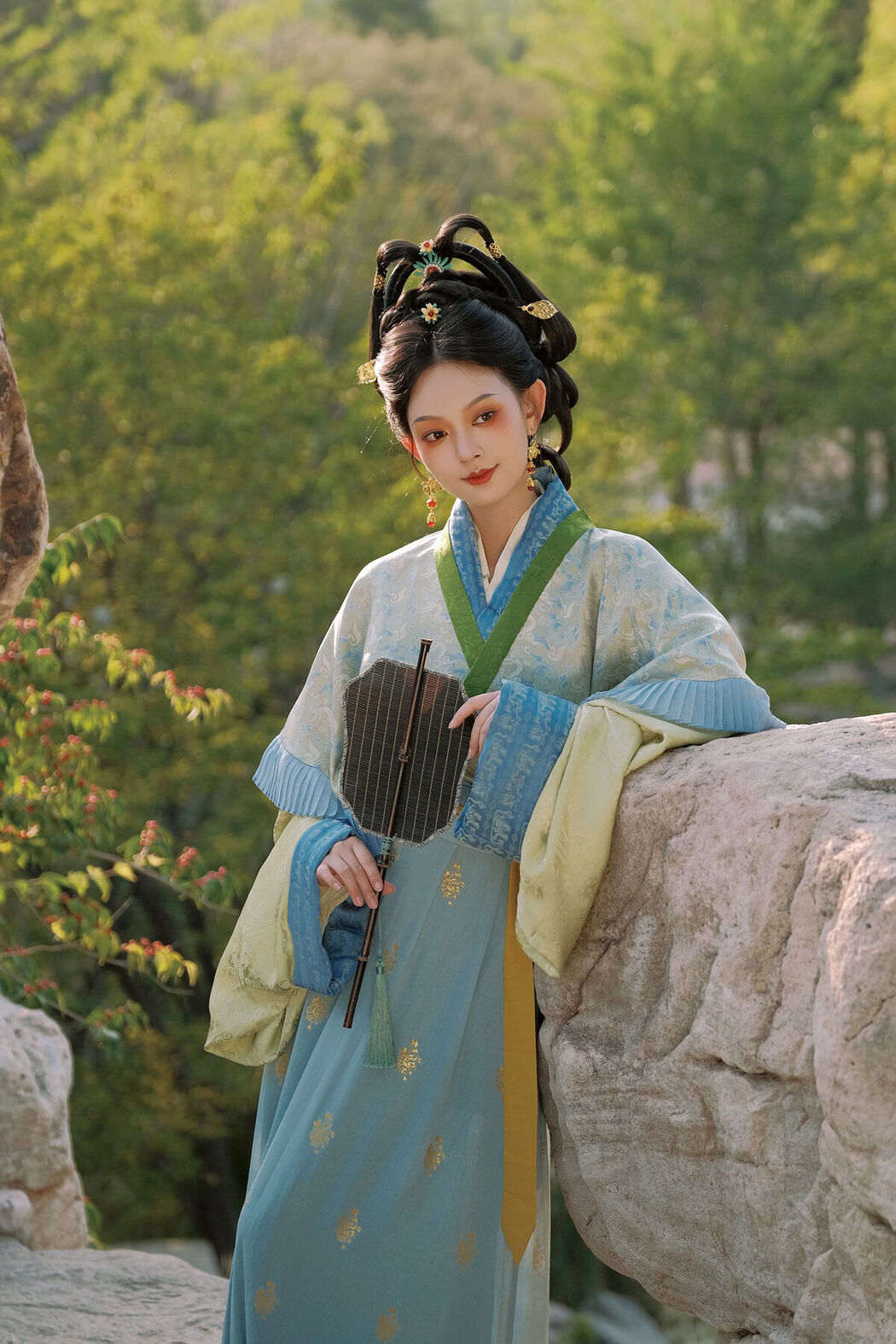 YiTuYu艺图语 Vol.7768 Qiu Qiu